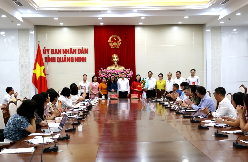 Bà Ngô Thị Vân làm Trưởng Thống kê tỉnh Quảng Ninh Bà Ngô Thị Vân làm Trưởng Thống kê tỉnh Quảng Ninh