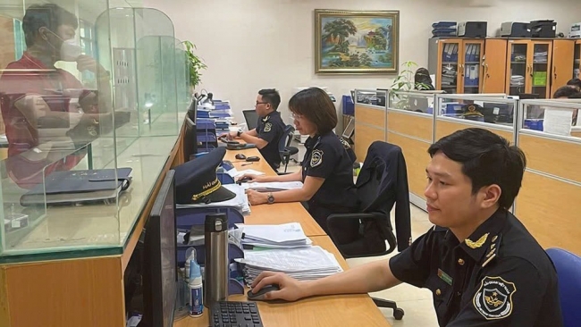 Hải quan khu vực V thu ngân sách tăng 2 con số