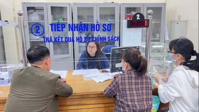 Thủ tục nghỉ hưu đối với công chức, viên chức