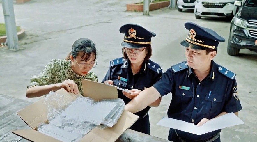 Hải quan khu vực IV: Đồng hành cùng doanh nghiệp, thúc đẩy thu hút đầu tư Hải quan khu vực IV: Đồng hành cùng doanh nghiệp, thúc đẩy thu hút đầu tư