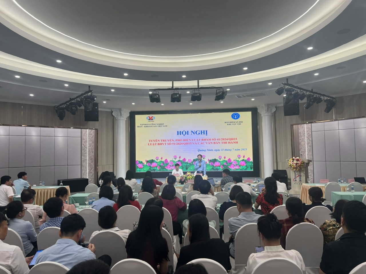 Quảng Ninh chủ động mở rộng nhóm đối tượng tham gia bảo hiểm xã hội bắt buộc Quảng Ninh chủ động mở rộng nhóm đối tượng tham gia bảo hiểm xã hội bắt buộc