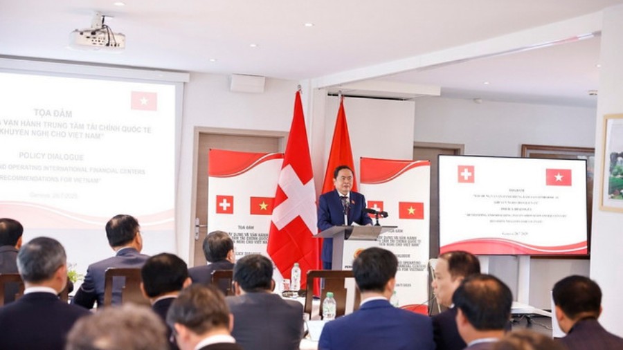 Việt Nam thúc đẩy hợp tác với Thụy Sĩ về phát triển trung tâm tài chính quốc tế