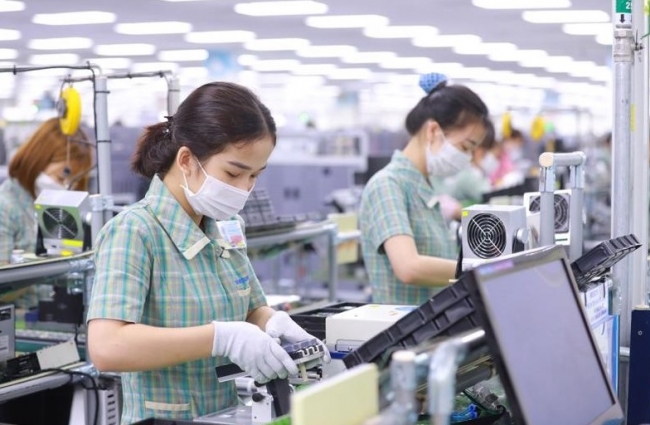 Định hình chiến lược cạnh tranh riêng để thu hút FDI và phát triển bền vững