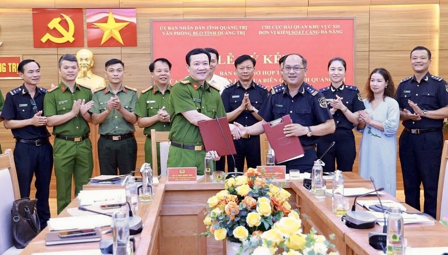 undefined Hải quan khu vực XII hợp tác Công an Quảng Trị chống tội phạm ma tuý và buôn lậu qua biên giới