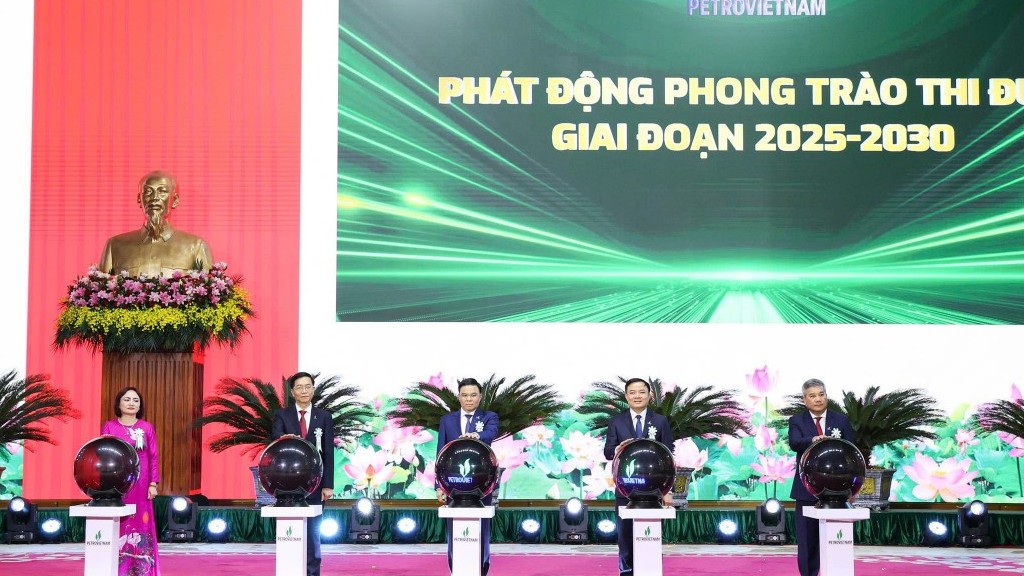 Để phong trào thi đua thực sự là động lực thực hiện thắng lợi các mục tiêu phát triển của Petrovietnam trong giai đoạn mới|