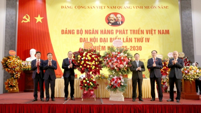 Đảng bộ Ngân hàng Phát triển Việt Nam: Đoàn kết - dân chủ - kỷ cương - đột phá - phát triển