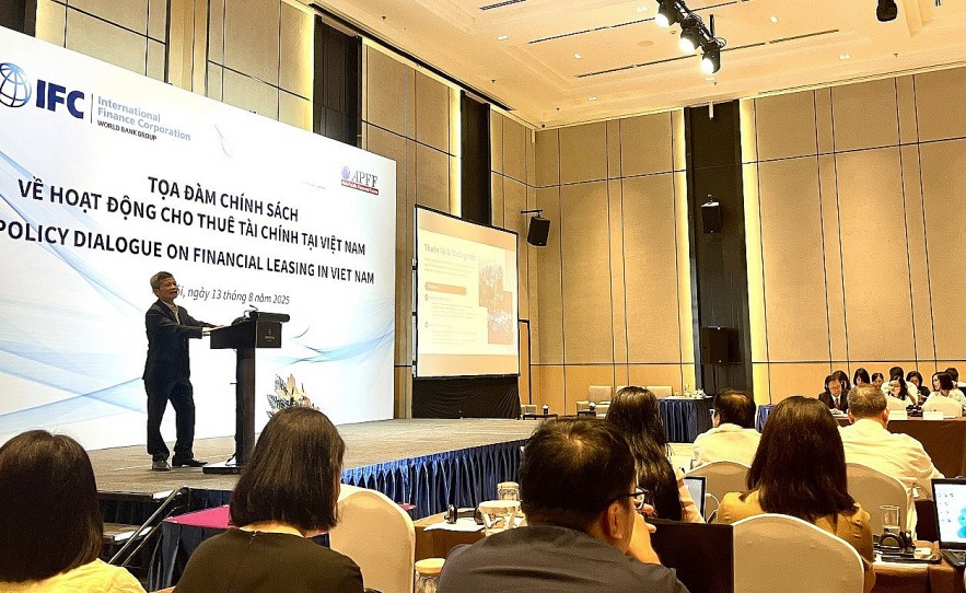 Toạ đàm chính sách về hoạt động cho thuê tài chính.
