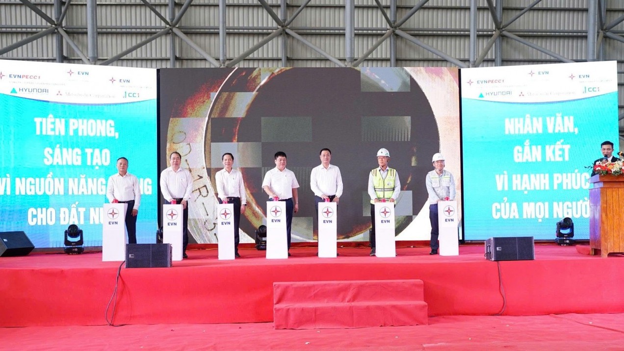 Thực hiện thành công đốt dầu lần đầu lò hơi Tổ máy số 1, Nhà máy nhiệt điện Quảng Trạch I