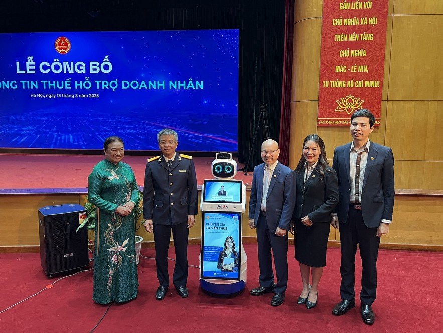 Chatbot trợ lý AI - cánh tay đắc lực hỗ trợ người nộp thuế Chatbot trợ lý AI - cánh tay đắc lực hỗ trợ người nộp thuế