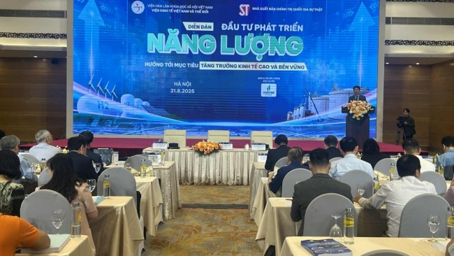 Đầu tư năng lượng xanh- cốt lõi để tăng trưởng kinh tế bền vững