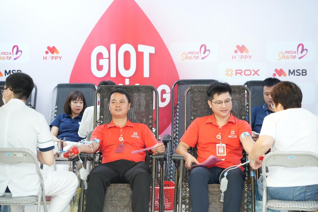 Cán bộ nhân viên ROX Group góp những Giọt thương, lan tỏa giá trị sống đẹp