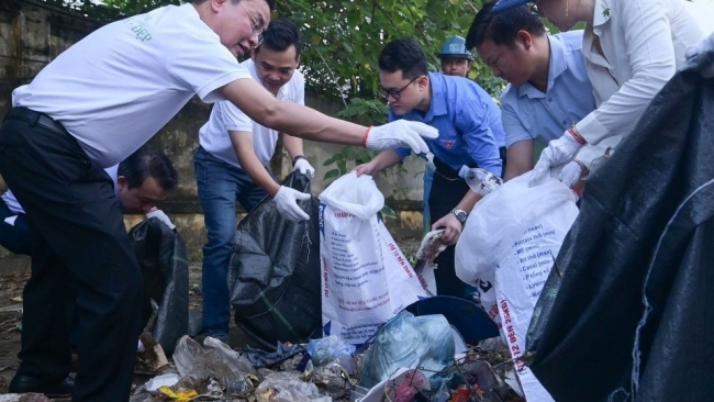 Mỗi người dân Việt Nam đều có thể trở thành một chiến sĩ xanh trên mặt trận bảo vệ môi trường