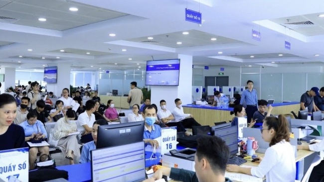 Hà Nội quyết tâm đẩy mạnh dịch vụ công trực tuyến - lấy sự hài lòng của người dân làm thước đo