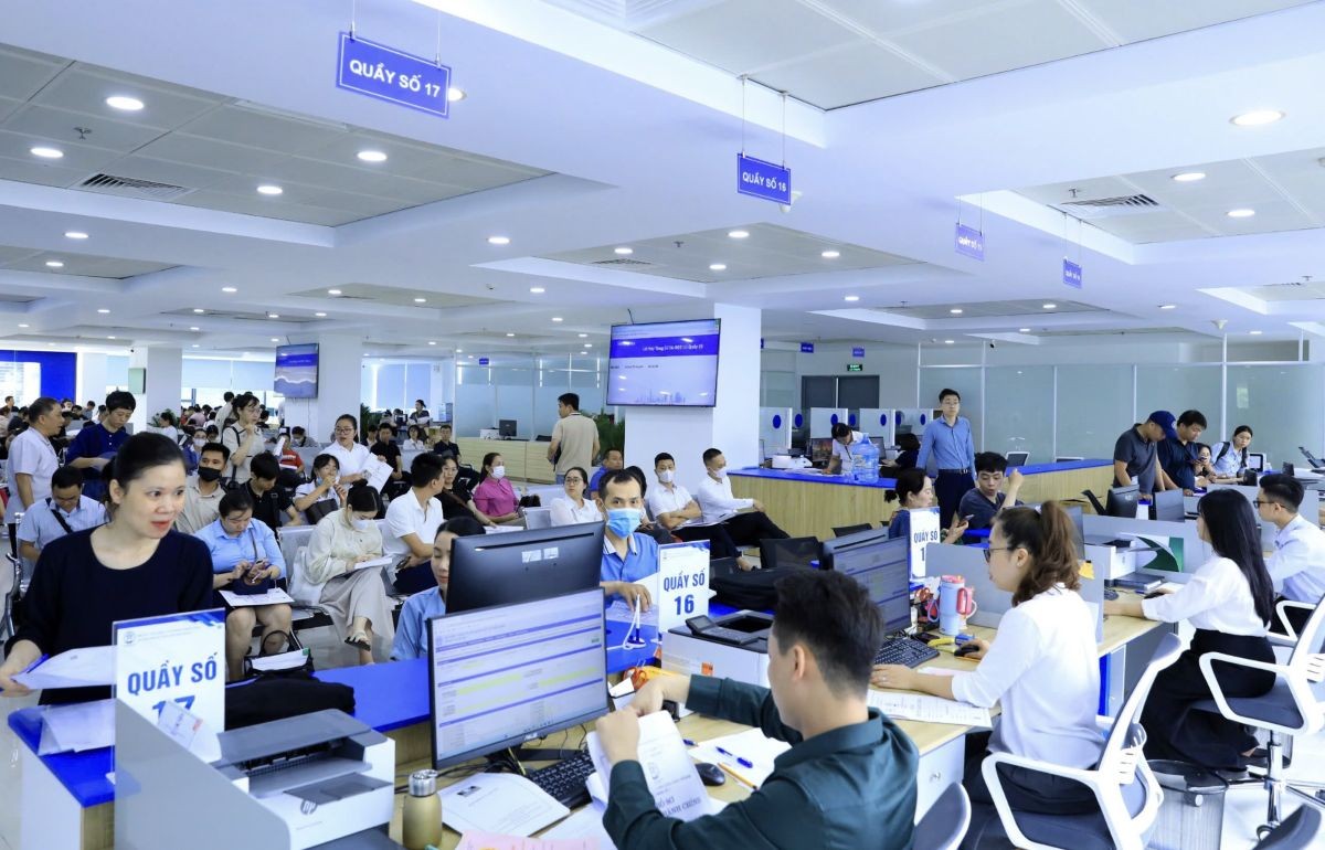 Hà Nội quyết tâm đẩy mạnh dịch vụ công trực tuyến - lấy sự hài lòng của người dân làm thước đo