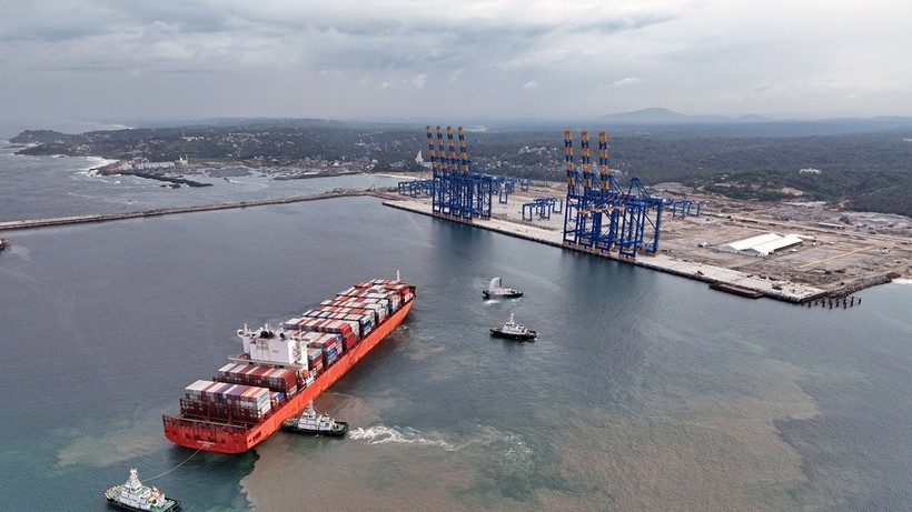 Mỹ chính thức áp thuế 50% đối với hàng hóa Ấn Độ