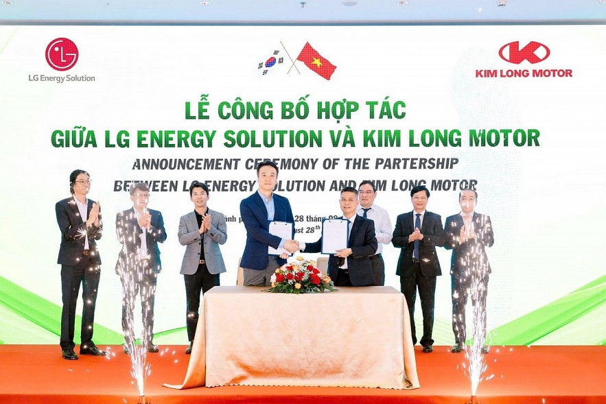 Kim Long Motor Huế hợp tác với LG Energy Solusion (Hàn Quốc) sản xuất pin điện ô tô hiện đại hàng đầu Việt Nam Huế đón khu liên hợp bộ pin hiện đại hàng đầu Việt Nam