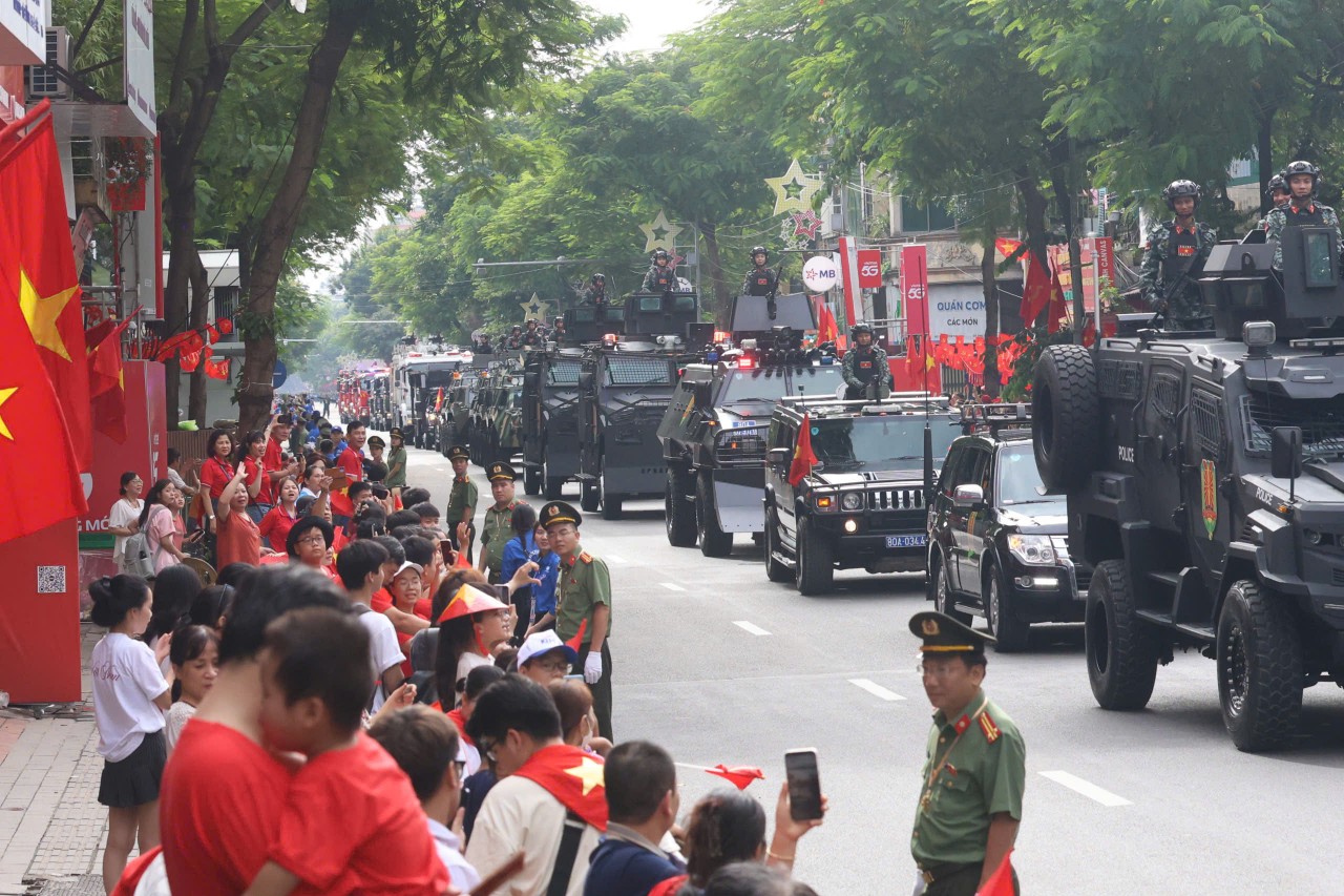 Tổng duyệt diễu binh, diễu hành A80 trong bầu không khí đẹp nao lòng Tổng duyệt diễu binh, diễu hành A80 trong bầu không khí đẹp nao lòng