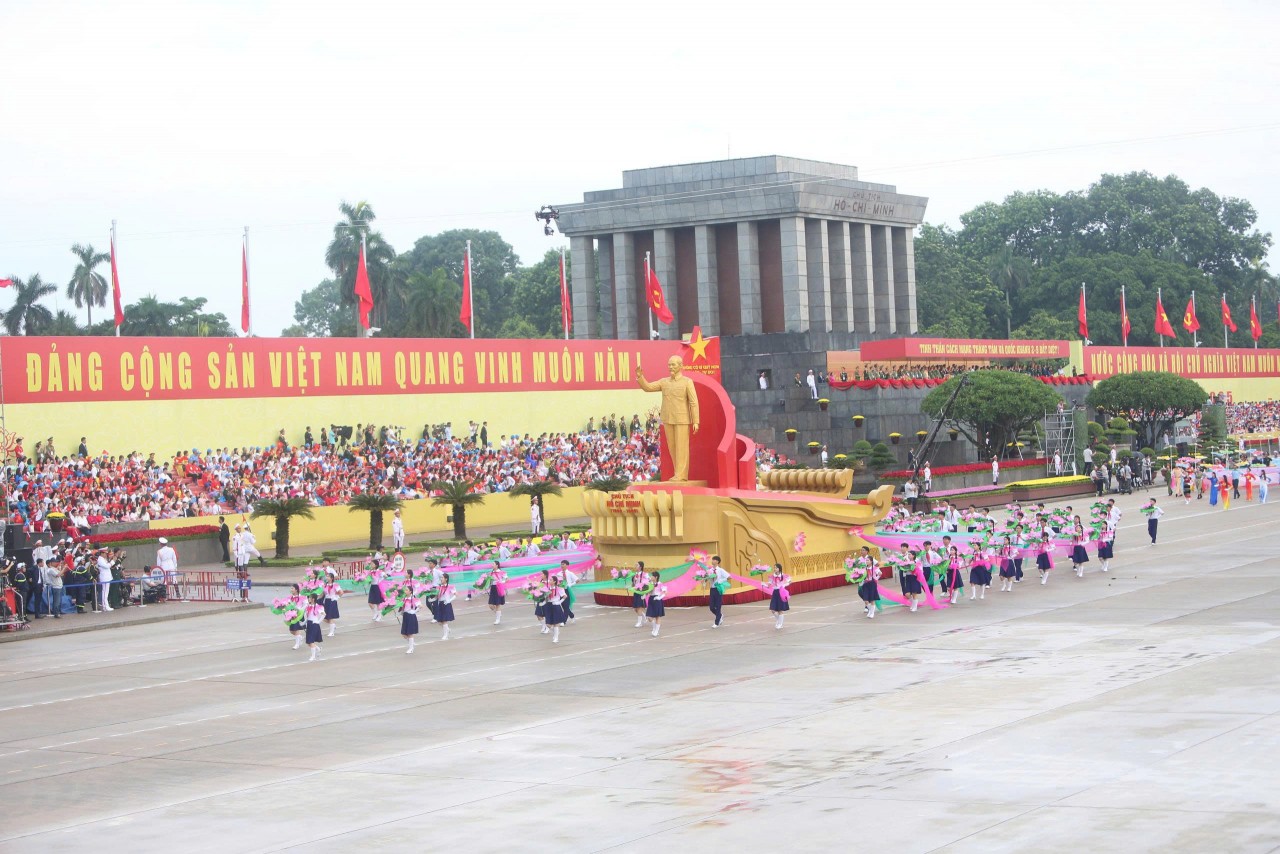 Tổng duyệt diễu binh, diễu hành A80 trong bầu không khí đẹp nao lòng Tổng duyệt diễu binh, diễu hành A80 trong bầu không khí đẹp nao lòng