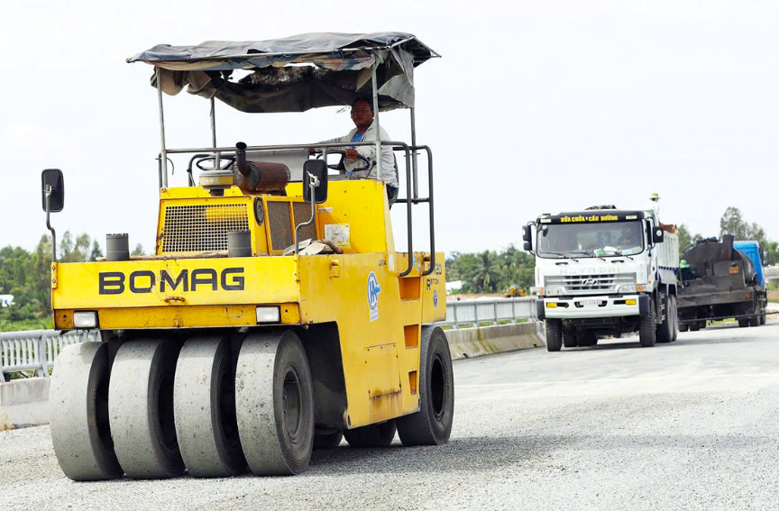 Cả nước vào guồng, nỗ lực giải ngân 100% vốn đầu tư công Cả nước vào guồng, nỗ lực giải ngân 100% vốn đầu tư công