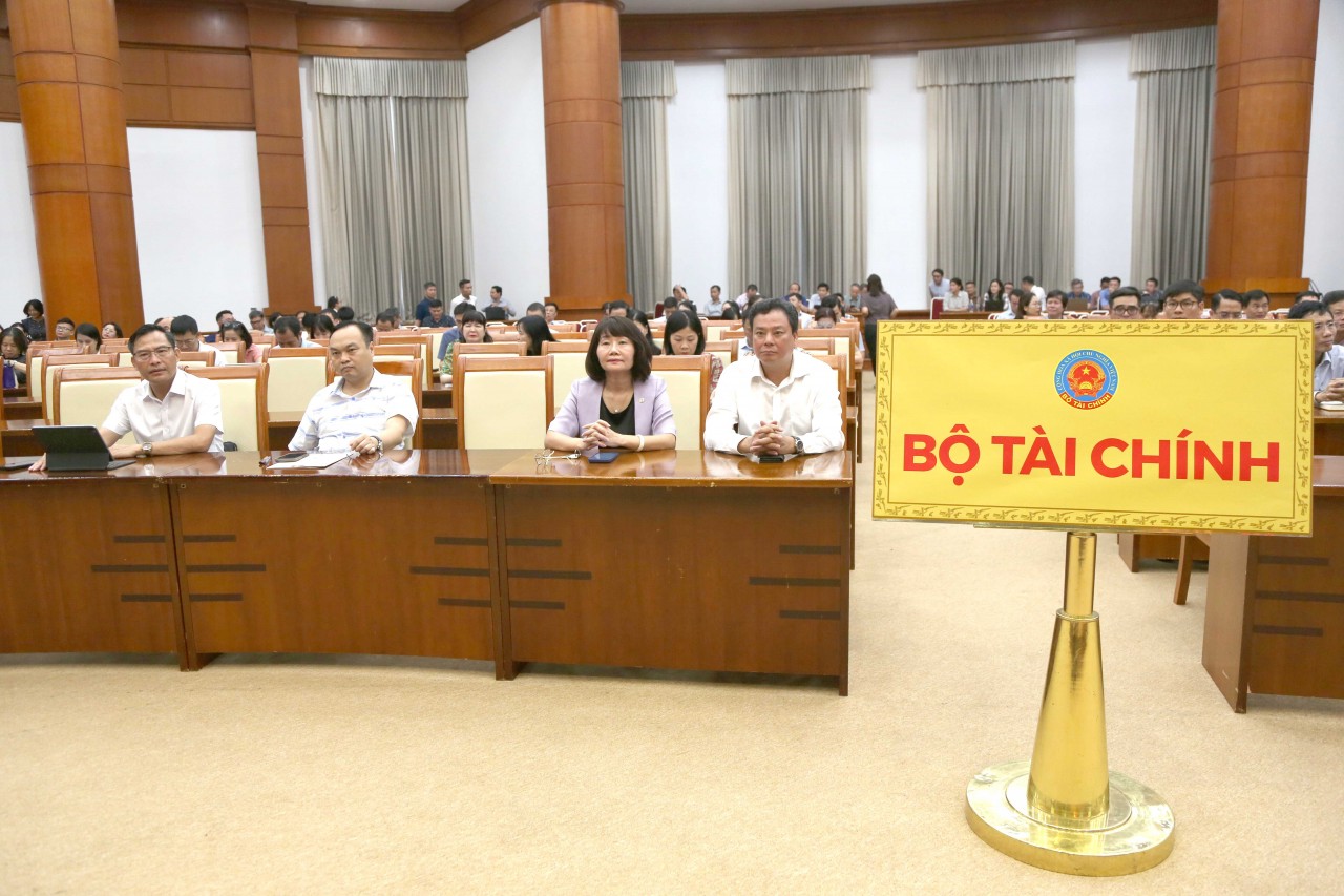 Cán bộ các cấp ủy và cơ quan Đảng Bộ Tài chính tham gia Hội nghị toàn quốc tập huấn ứng dụng trí tuệ nhân tạo