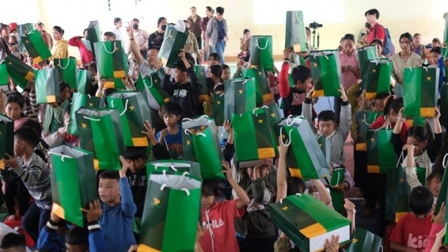 'Sách về làng" ở vùng đệm Vườn quốc gia Tà Đùng