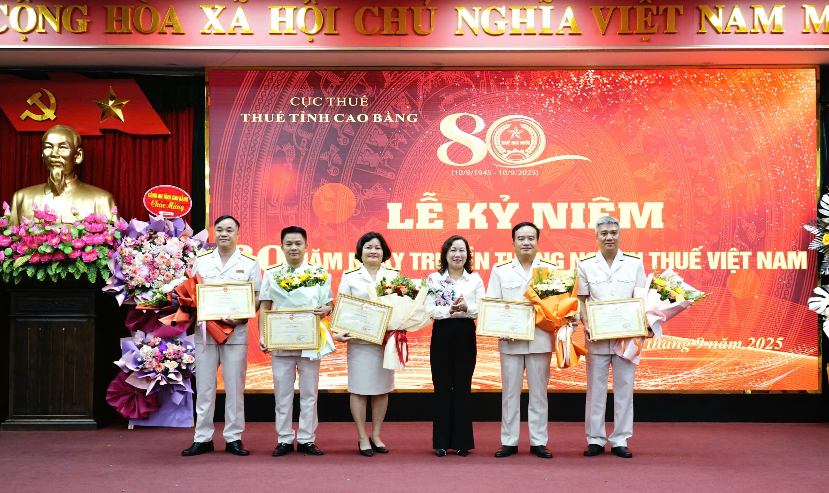 Thuế tỉnh Cao Bằng tổ chức lễ kỷ niệm 80 năm Ngày truyền thống ngành Thuế Việt Nam