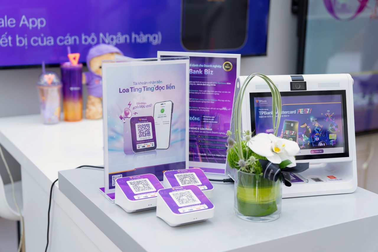 TPBank – Từ lựa chọn số hóa trong khó khăn đến khát vọng E-Vietnam TPBank – Từ lựa chọn số hóa trong khó khăn đến khát vọng E-Vietnam