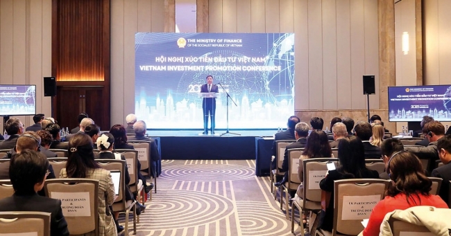 viet nam cam ket cai thien moi truong dau tu voi muc tieu doi ben cung co loi