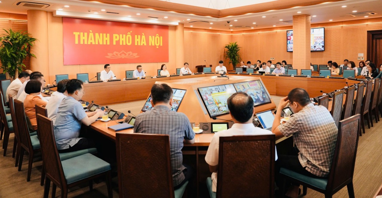 Hà Nội cam kết giải ngân vốn đầu tư công đạt 100% trong năm 2025 Hà Nội cam kết giải ngân vốn đầu tư công đạt 100% trong năm 2025