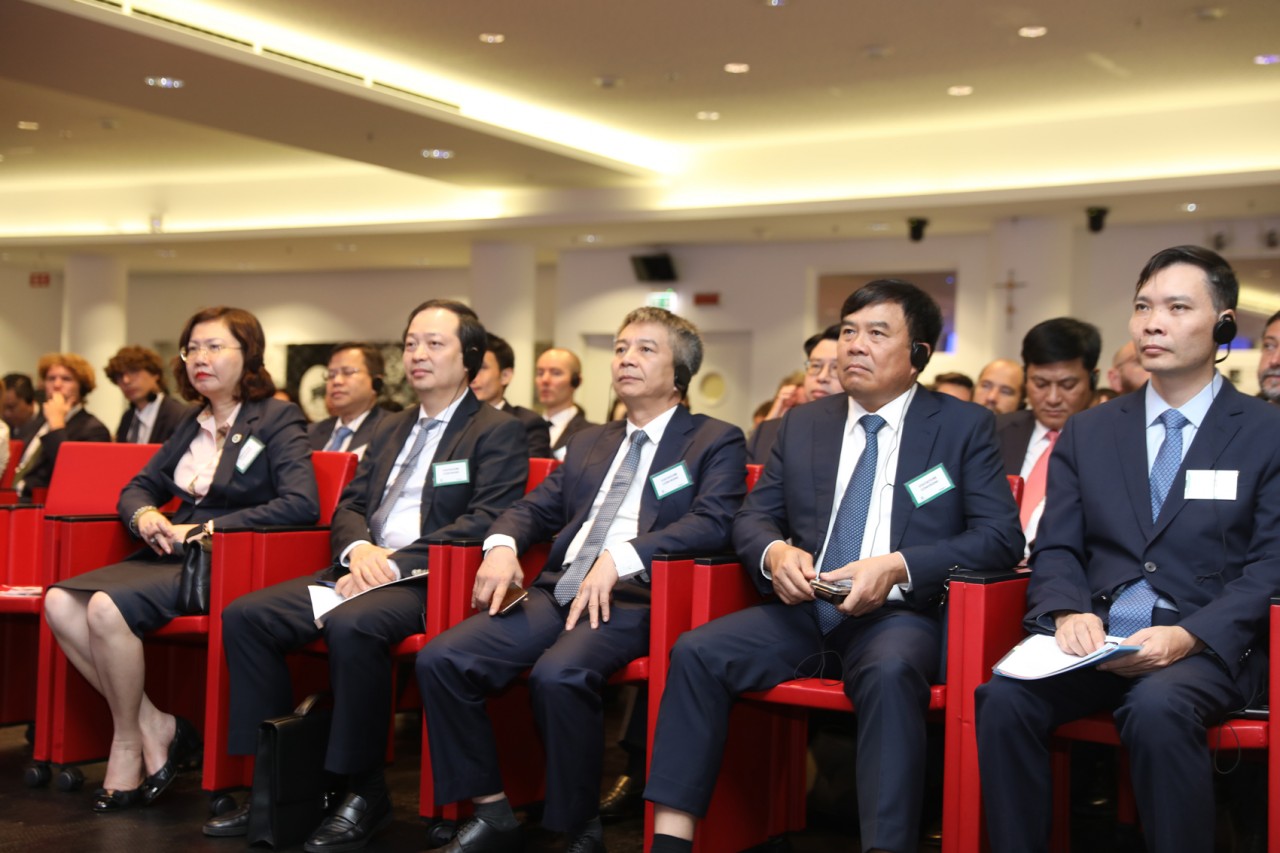 Việt Nam sẵn sàng tạo thuận lợi, mở rộng không gian hợp tác với doanh nghiệp Italia Việt Nam sẵn sàng tạo thuận lợi, mở rộng không gian hợp tác với doanh nghiệp Italia