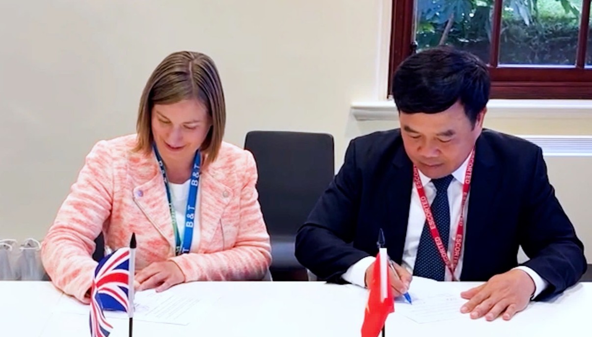 Đưa hợp tác Hải quan Việt Nam - Cơ quan Thuế và Hải quan Anh lên tầm cao mới