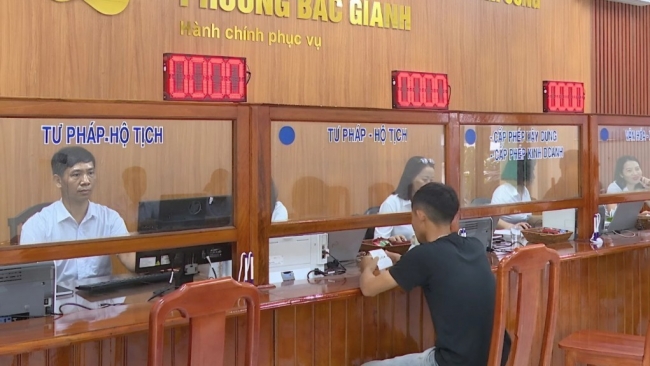 Lãnh đạo Quảng Trị chỉ đạo khắc phục, xử lý tình trạng giải quyết hồ sơ trễ hạn