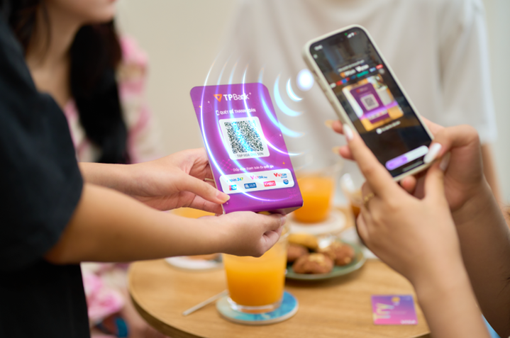 TPBank đồng hành cùng hộ kinh doanh biến thách thức thành cơ hội chuyển mình TPBank đồng hành cùng hộ kinh doanh biến thách thức thành cơ hội chuyển mình