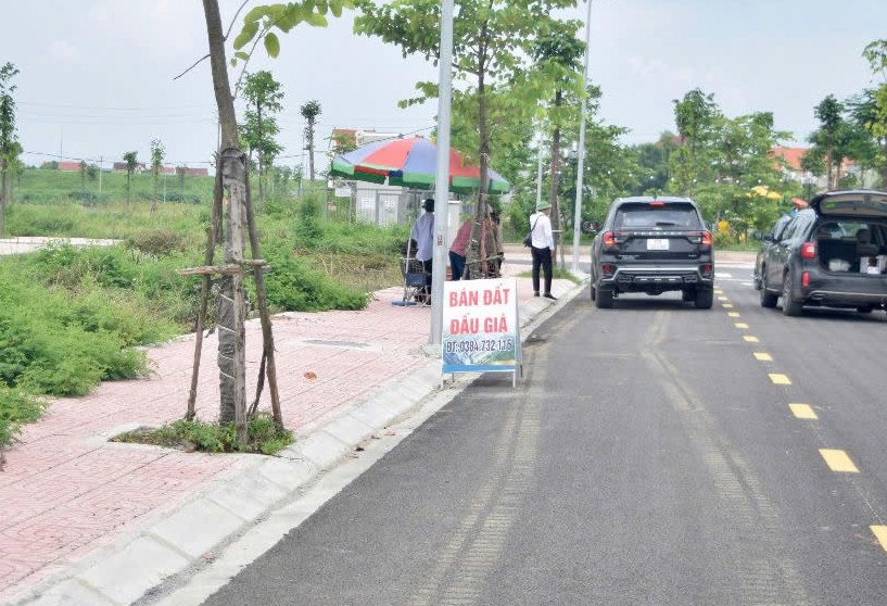 Nâng tỷ lệ đặt cọc liệu có chặn “thao túng” đấu giá đất?