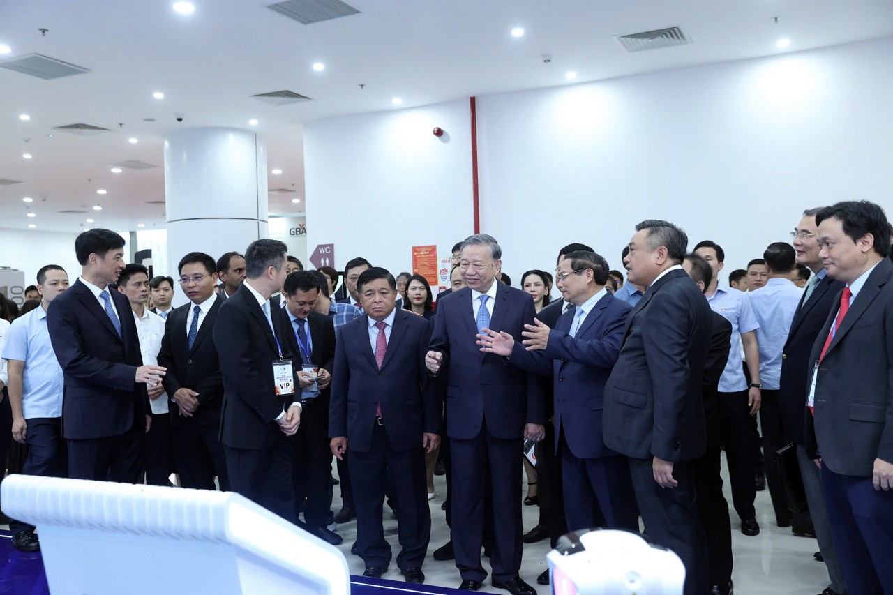 Lễ hưởng ứng Ngày hội Đổi mới sáng tạo 2025 Lễ hưởng ứng Ngày hội Đổi mới sáng tạo 2025