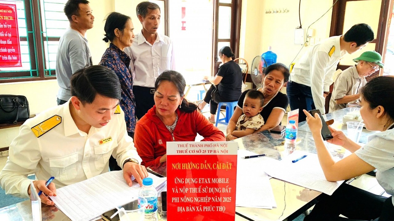 Hà Nội triển khai thu thuế sử dụng đất phi nông nghiệp qua eTax Mobile