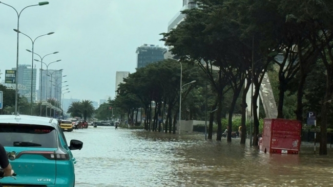 Bộ Công thương ban hành công điện khẩn ứng phó hoàn lưu bão số 11