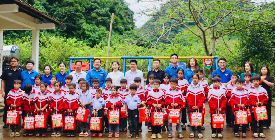 Nâng cao nhận thức cho thanh niên về giảm nghèo bền vững tại tỉnh Sơn La Nâng cao nhận thức cho thanh niên về giảm nghèo bền vững tại tỉnh Sơn La