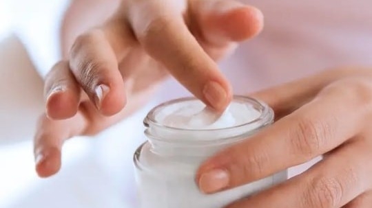 Xử phạt, tiêu huỷ 7 mỹ phẩm của Công ty TNHH dược phẩm toàn cầu Đông Nam