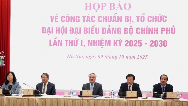 Chính phủ đổi mới tư duy khi đặt niềm tin vào kinh tế tư nhân, quyết liệt xử lý tồn đọng