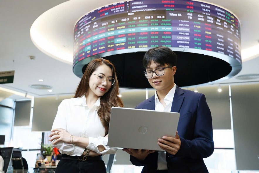 Nâng hạng - tăng chất, vươn tầm cho chứng khoán Việt Nâng hạng - tăng chất, vươn tầm cho chứng khoán Việt