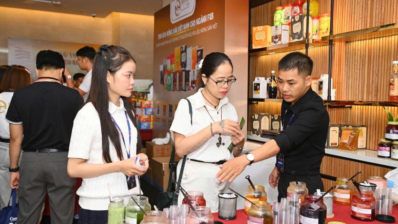 Ngành F&B vượt “ngưỡng cửa hẹp”, doanh nghiệp thích ứng để mở lối đi lên