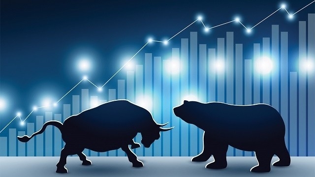 Chứng khoán phái sinh ngày 21/10: Dòng tiền tăng vọt, VN30-Index "đu tàu lượn" kéo giao dịch giằng co