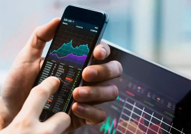 Đa dạng kênh phân phối chứng chỉ quỹ: Cơ hội vàng kết nối nhà đầu tư và quỹ