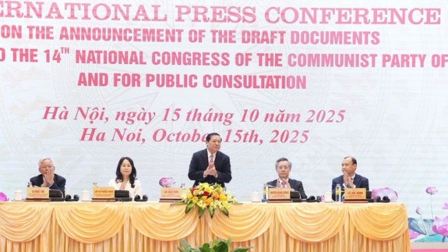 hop bao quoc te cong bo du thao cac van kien trinh dai hoi xiv cua dang