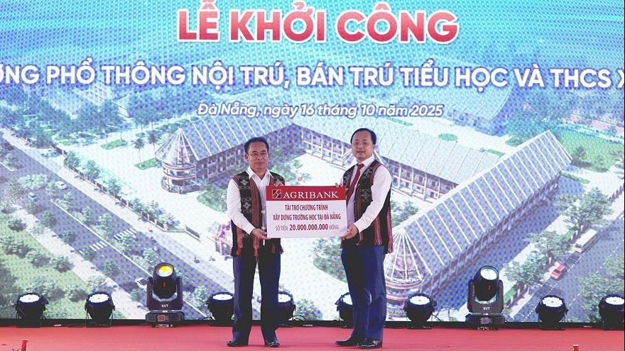 Agribank trao tặng 20 tỷ đồng xây dựng các trường nội trú tại Đà Nẵng