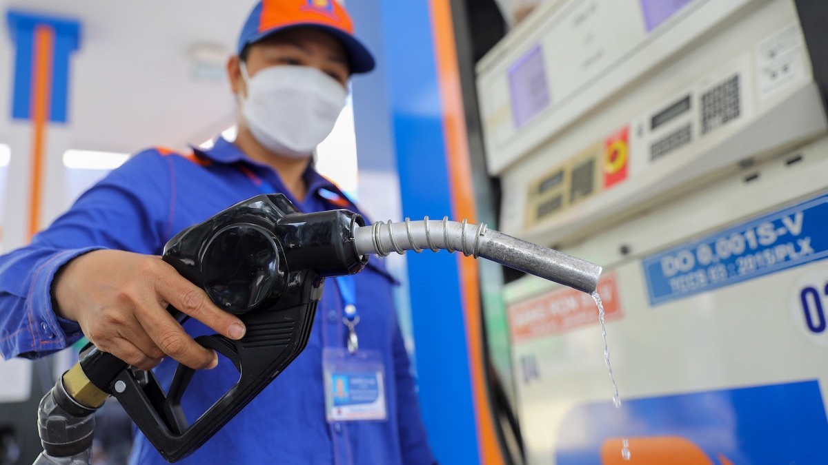 Chính thức thông qua mức thuế bảo vệ môi trường với xăng dầu năm 2026