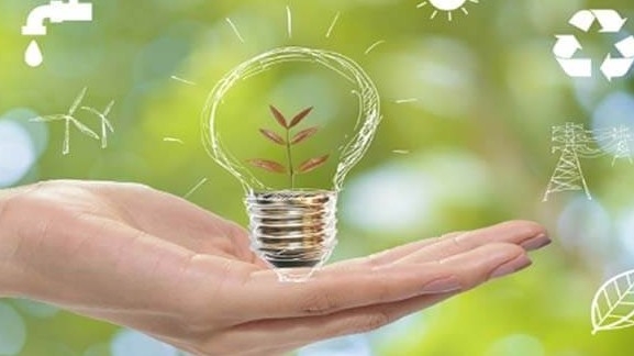 Phát triển năng lượng mới, sạch và sử dụng năng lượng tiết kiệm để giảm phát thải