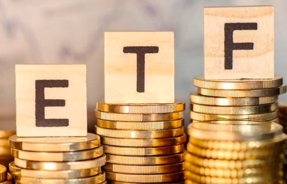 ETF đồng loạt cơ cấu danh mục quý IV, dòng vốn chuyển hướng sang nhóm công nghệ và thép