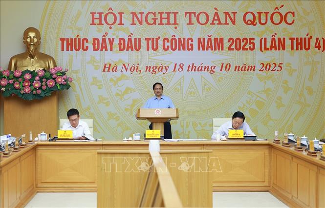 Thủ tướng Phạm Minh Chính chủ trì Hội nghị thúc đẩy giải ngân đầu tư công Chú thích ảnh